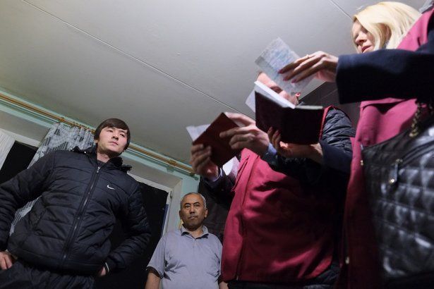 Иностранца с поддельным свидетельством о регистрации задержали в ЗелАО