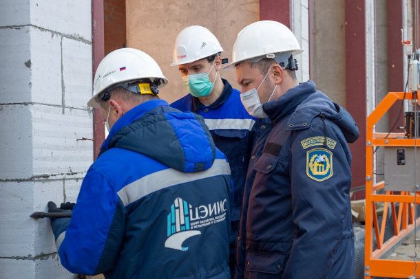 Эксперты проконтролировали строительство многоуровневого паркинга в Крюково
