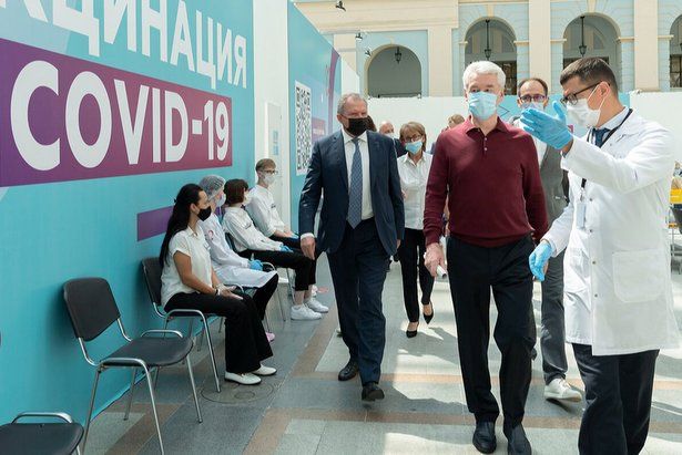 Собянин открыл один из крупнейших в Европе прививочных пунктов