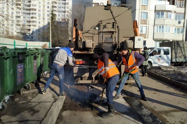 В районе продолжается ремонт асфальта