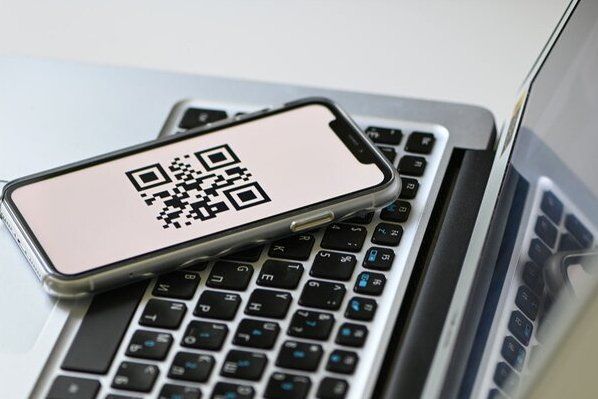 Практически 2,5 миллиона москвичей получили QR-коды