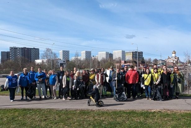 Молодежная палата Крюково поучаствовала в весеннем субботнике