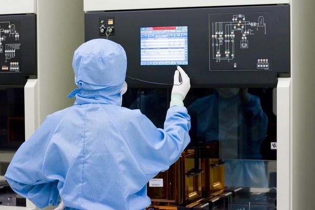 За прошлый год завод «Микрон» принял 60 студентов на практику