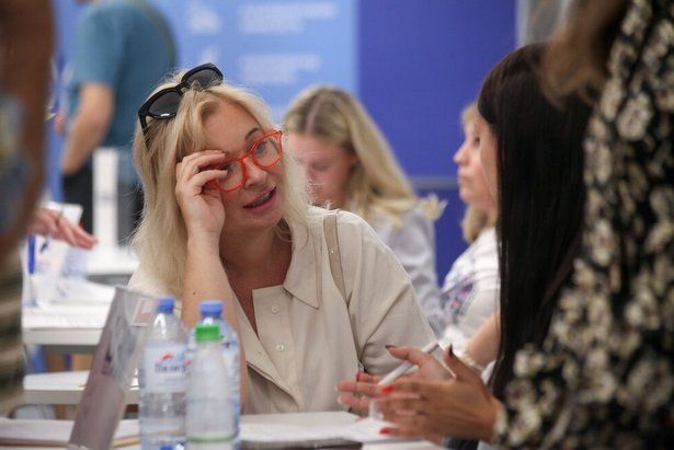 В ярмарке вакансий в Москве приняли участие около 2 тыс будущих строителей и архитекторов