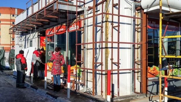 В районе Крюково начался снос «самостроя» около АЗС на Новокрюковской улице