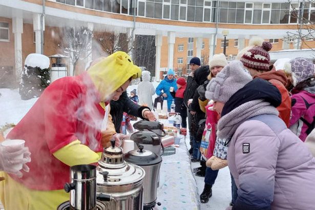 Новогодние гуляния пройдут на «Станции счастья»