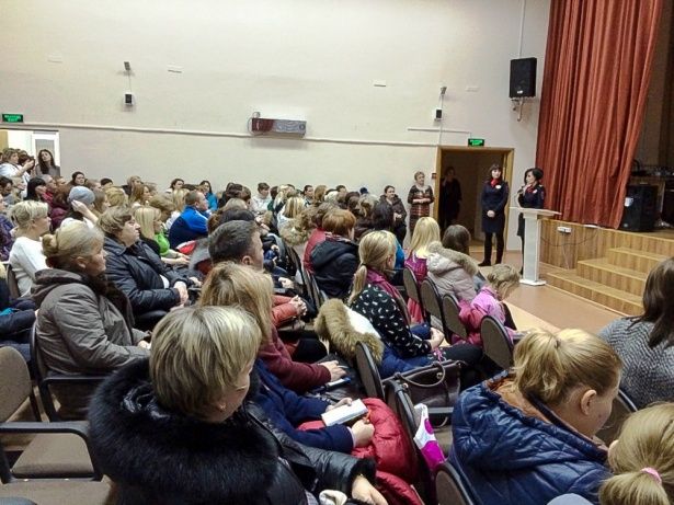 Инспекторы ГИБДД  встретились с родителями зеленоградских школьников