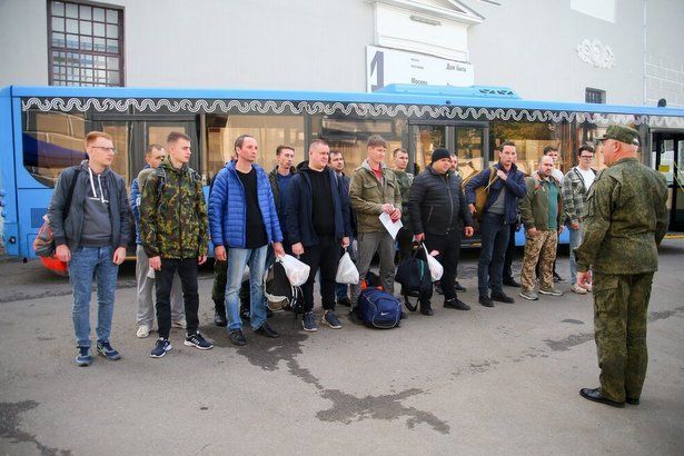 Москвич в ЦАО получил отзыв ранее направленной повестки после проверки данных в военкомате