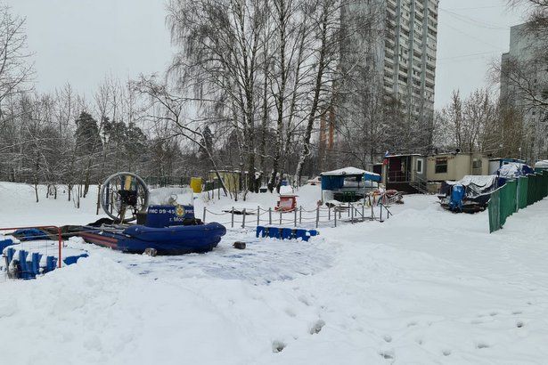 В местах массового отдыха обеспечивается безопасность