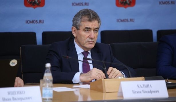 Более половины выпускников-2016 набрали на ЕГЭ по трем предметам 190 баллов и выше