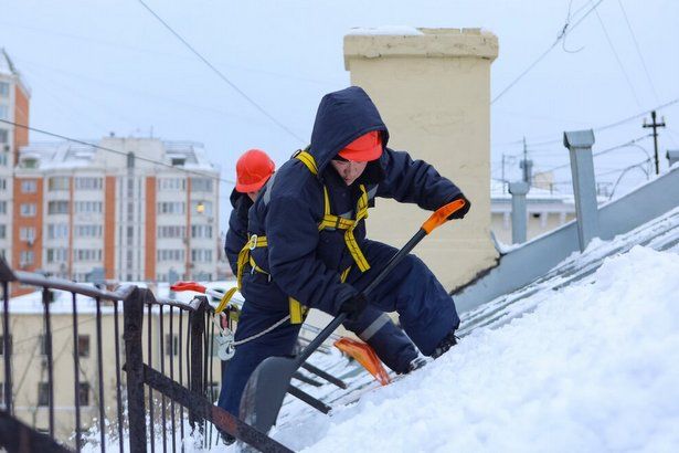 Кровельные бригады начали работать в Крюково