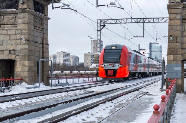 С 1 января подорожает проезд в пригородных электричках