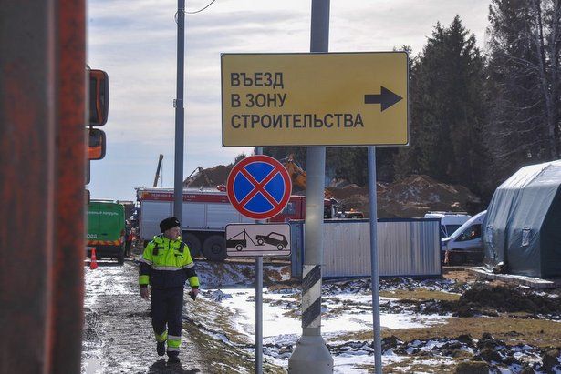 Бирюков: Строящуюся в ТиНАО больницу оперативно подключат к коммуникациям
