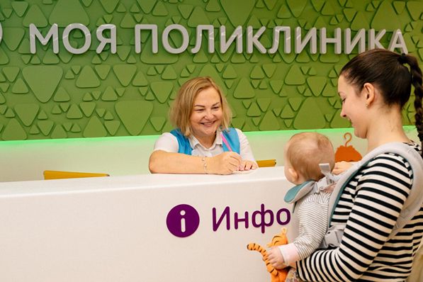 В Крюково сделан монтаж ограждения стройплощадки детской поликлиники