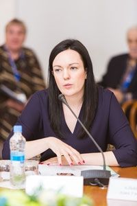 Тема трудовой миграции обсуждена на круглом столе Совета по меж-национальным отношениям при Президенте России