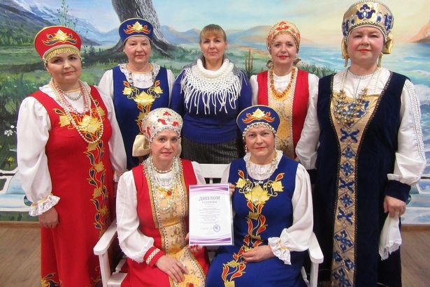 Объявляется набор в вокальный ансамбль «СУДАРЫНЯ» — 55+