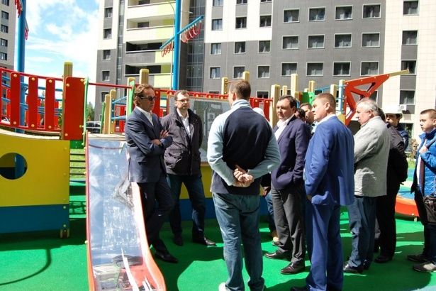 Префект Зеленограда осмотрел крюковские новостройки