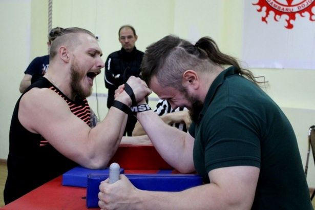 Крюковские армрестлеры выиграли командный зачет первенства Зеленограда