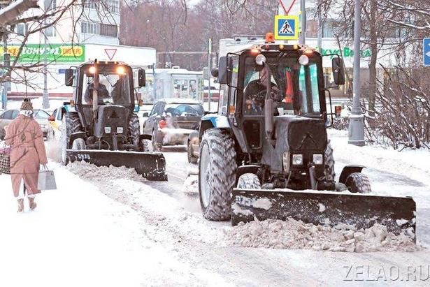 Коммунальщики справляются с первыми вызовами зимы