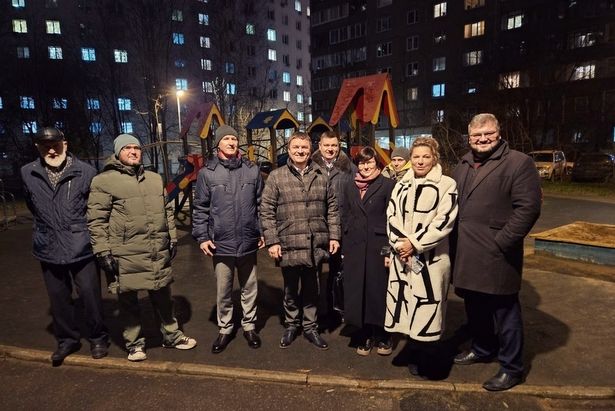 От детских площадок до дорожных поворотов: итоги обхода территории в Крюково