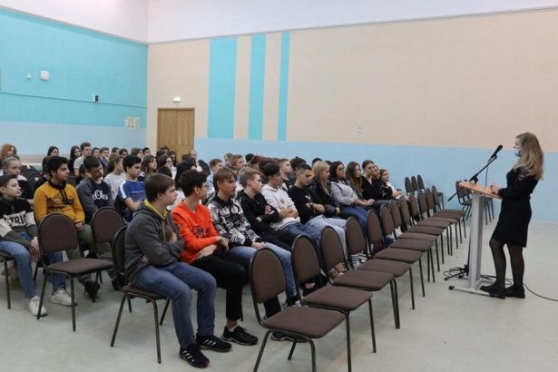Майор полиции провела правовые лекции для несовершеннолетних