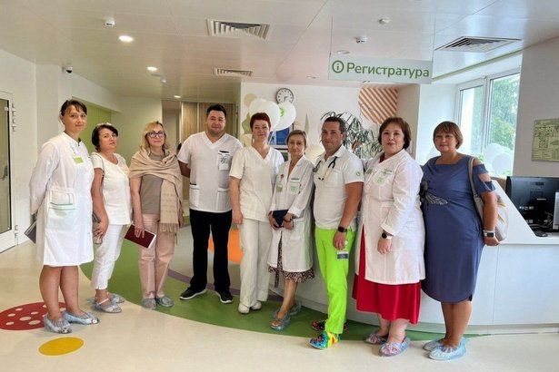 Детский центр горбольницы в ЗелАО посетили руководители детских поликлиник