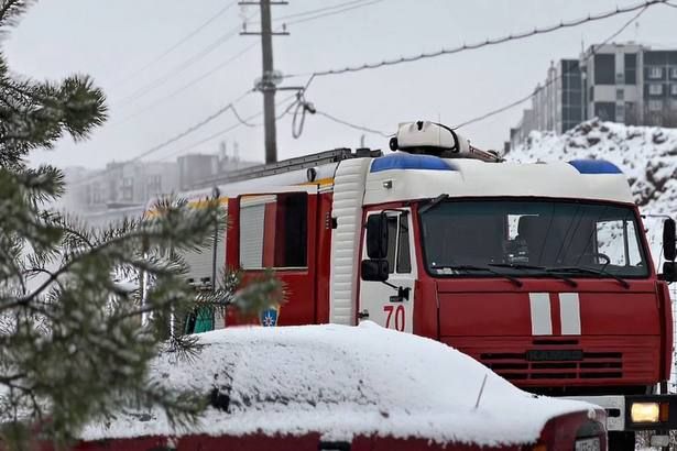 На пожаре в корпусе 1466 спасли троих
