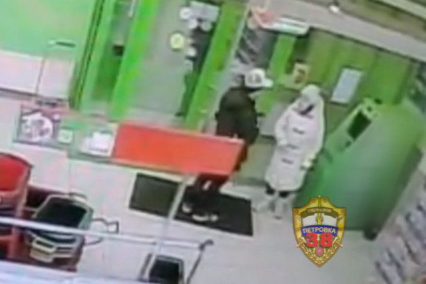 Доверчивая пенсионерка лишилась 98 тысяч рублей