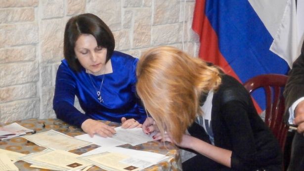 «М Клуб» в районе Крюково вручил паспорта в торжественной обстановке