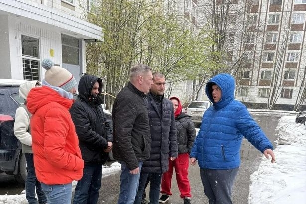 28 апреля состоялась встреча с жителями 15 микрорайона
