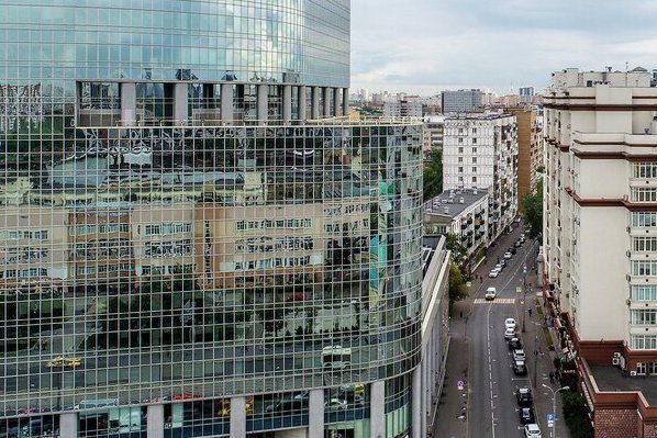 Ефимов: малый бизнес выкупил у города без торгов на треть больше помещений в 2021 году