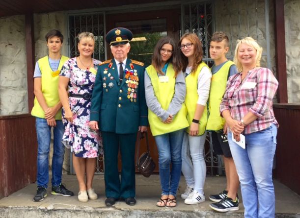 Летнюю лагерную смену в Крюково ребята завершили военно-патриотической темой