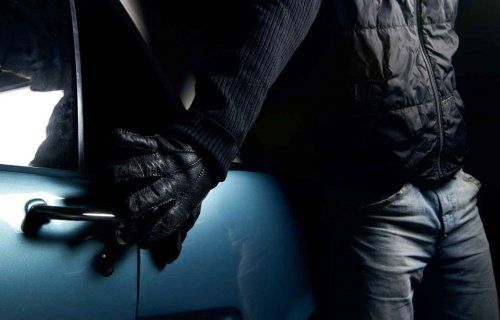 Задержан подозреваемый в краже иномарки в 15 микрорайоне