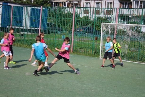 Футбольные игры продолжаются