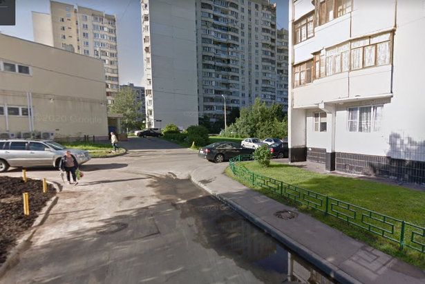 У корп. 1625 и 1625а установили газонные ограждения