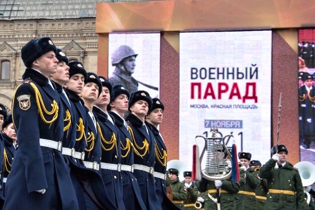 В Москве состоялся торжественный марш в честь 76-й годовщины военного парада 1941 года
