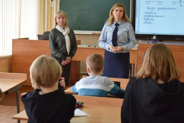Представители полиции побеседовали с учениками школы № 1151