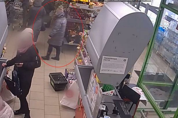 Пенсионерку обокрали в магазине в 8 микрорайоне