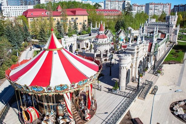 Праздничная программа в честь Дня города пройдет на бульваре в 16-м микрорайоне