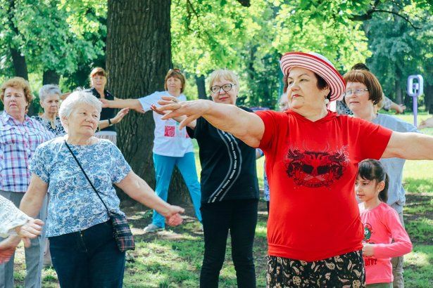 Танцы с «Московским долголетием»
