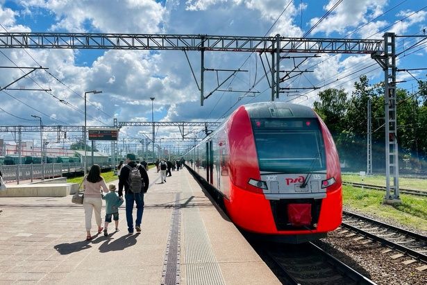 Массовая отмена электричек ожидается в августе