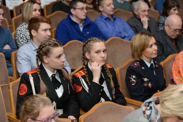 В Москве стартует конкурс «Я пишу закон»