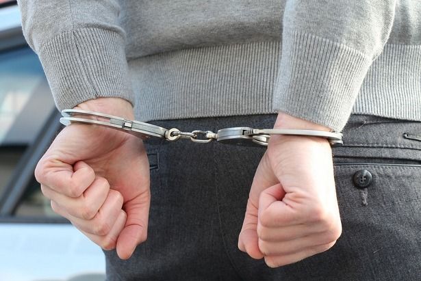 Полицейские задержали в Крюково похитителей лифтового оборудования