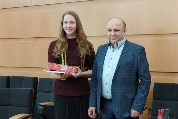 На итоговой церемонии конкурса «Билингва» стихотворение о Москве прозвучало на 28 языках
