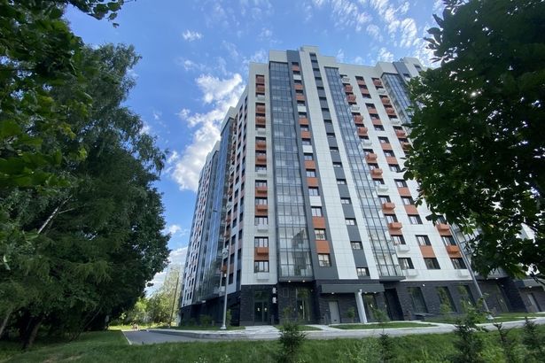 Более сотни квартир в корпусе 901б продали на аукционах