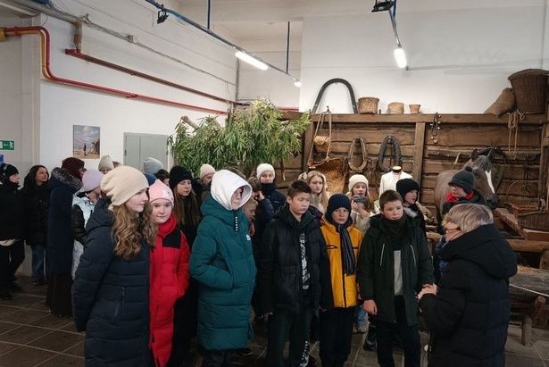 Ученики зеленоградской школы побывали на кинокоцерне «Мосфильм»