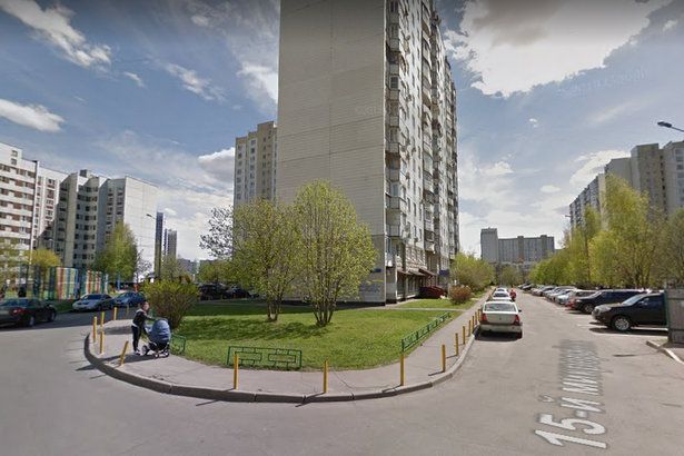 У корпусов 1505 и 1804А установили газонные ограждения