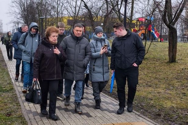 Активное взаимодействие: в Крюково прошёл субботний обход с участием руководства района и жителей