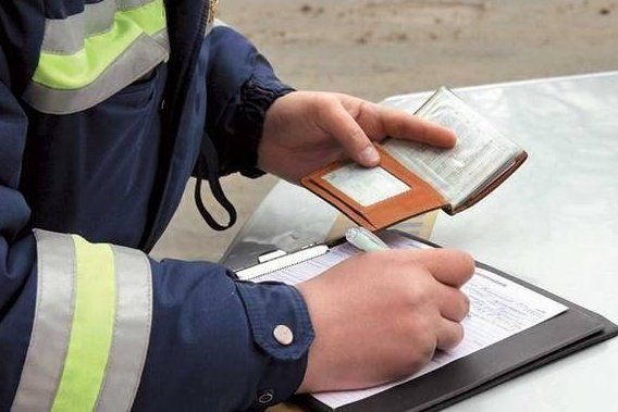 Зеленоградца привлекли к ответственности за езду по пешеходной дорожке