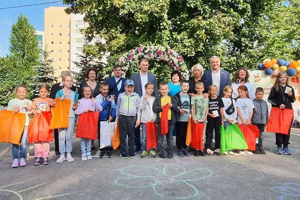  Благотворительная акция «Соберем Ребенка в школу» состоялась на территории ЗелАО